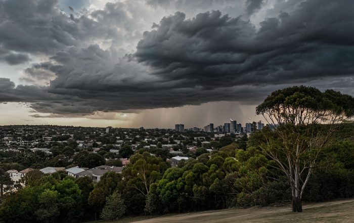 Sydney storm rolling in, need for emergency elecrician